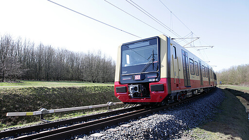 BR483 auf Teststrecke unterwegs BR483 auf Teststrecke unterwegs