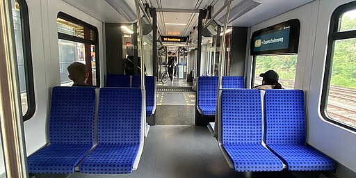 Neue S-Bahn Innenraum