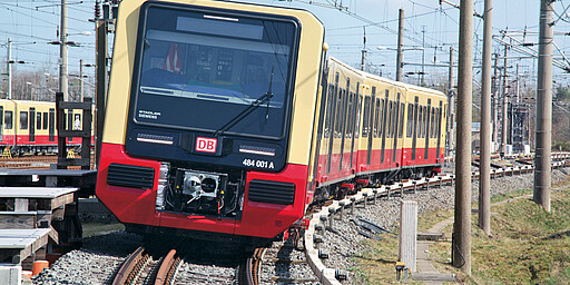 BR483 auf Teststrecke unterwegs BR483 auf Teststrecke unterwegs