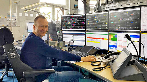 Integrierte Leitstelle Verkehrsdisponent und Mobilitätskoordinator Ulli Höckendorff gehört zum Team von Tobias Mertens in der Integrierten Leitstelle.