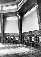 Empfangshalle des Bahnhofs Wannsee, 1928. Architekt Richard Brademann