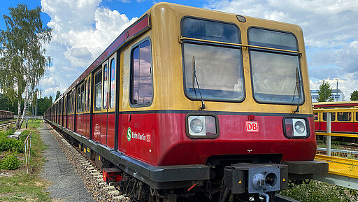 Baureihe 485 Diese 485 wurde im Werk Schöneweide abgestellt (20.09.2022).