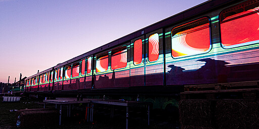 Techno-S-Bahn bei Nacht Techno-S-Bahn bei Nacht