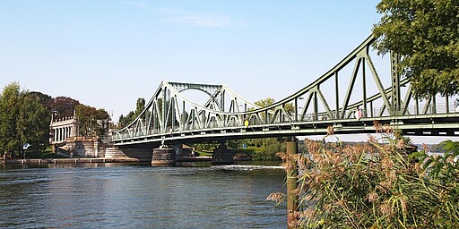 Glienicker Bruecke