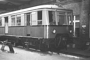 Ein Steuerwagen der S-Bahn Baureihe ET/EB 167. Steuerwagen der S-Bahn BR 167 - ET/EB 167 128 im S-Bahn-Bw; 01.10.1952