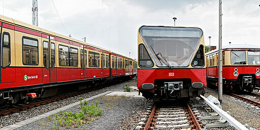 S-Bahn Baureihen Baureihen 480 und 481 auf dem Gelände der Werkstatt Grünau