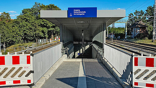 Zugang in Karlshorst Der Zugang an der Stolzenfelsstraße/Am Carlsgarten ist wieder offen.