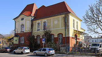 Station 1: Kaiserliches Postamt