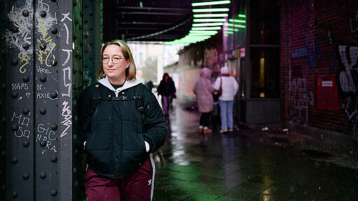 Mit ihrem Team unterstützt Franziska Haßelmann obdachlose und drogenabhängige Menschen, deren Lebensmittelpunkt sich im Bereich von Berliner S- und U-Bahnstationen befindet.