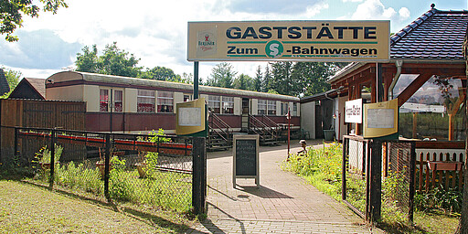 
    
        Unser Gastrotipp führt Sie in die Gaststätte zur Bahn
    

