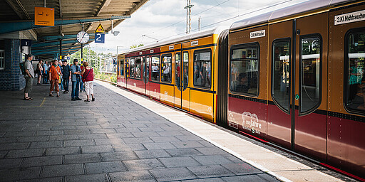 Jubiläumszug 100 Jahre Berliner S-Bahn Jubiläumszug 100 Jahre Berliner S-Bahn