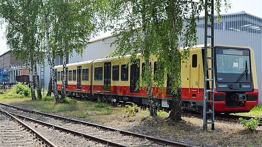 Neue S-Bahn Ankunft im Werk Schöneweide