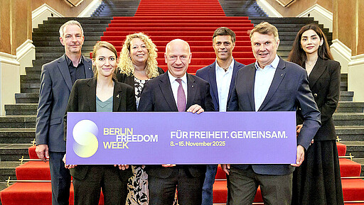 Auftakt zur Berlin Freedom Week Ankündigung der Berlin Freedom Week durch Frank Ebert, Antje Schippmann, Rebecca Hernandez Garcia, den Regierenden Bürgermeister Kai Wegner, Leopoldo López, Burkhard Kieker und Nilofar Ayoubi (v.l.n.r.)
