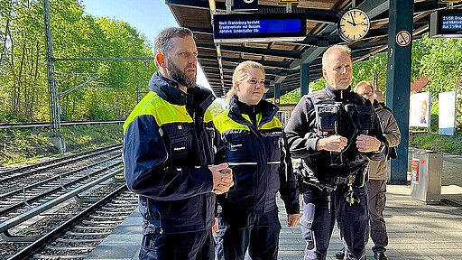 Bundespolizei und Deutsche Bahn Insgesamt 24 DB-Präventionsexpert:innen sind bundesweit im Schulterschluss mit der Bundespolizei Einsatz.