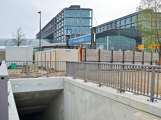 Rohbau in 15 Metern Tiefe Einer der Zugänge zum neuen unterirdischen S-Bahnhof.