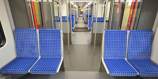 Sitzbereich in BR483