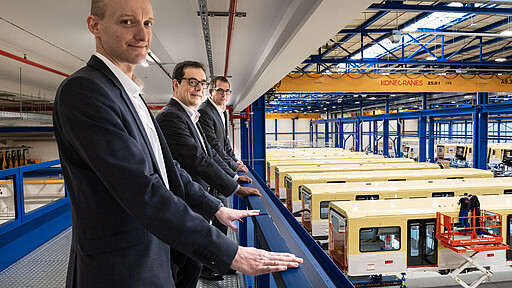 Ein zufriedener Blick von oben Genießen den Blick auf viele neue Züge: Elmar Zeiler, Peter Buchner und Jure Mikolčić (v. l. n. r.).