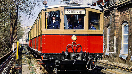 „Sonderfahrten mit historischen Zügen gehörten zu den Geburtstagen der S-Bahn dazu“, erinnert sich Hardy Schulz.