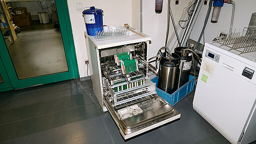 Elektronik in der Spülmaschine waschen? Nur etwas für Profis!