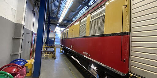 Werk Wannsee Der aktuelle Hilfsgerätezug 2023 mit Triebwagen der Baureihe 478