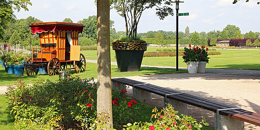 Station 3: Schlosspark