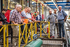Die Fahrgastbeiräte besuchten die S-Bahn-Werkstatt Wannsee