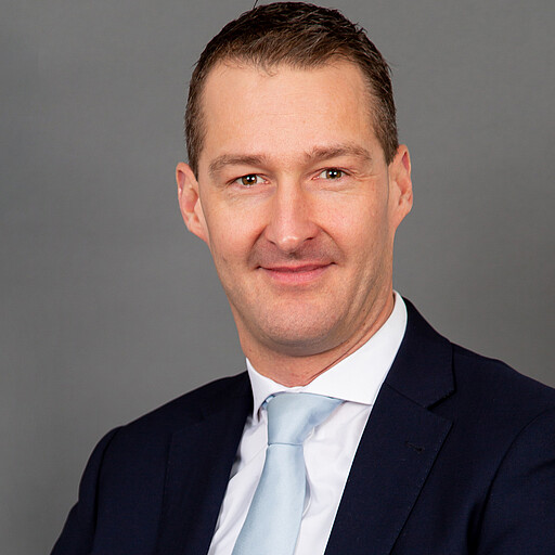 Bastian Knabe Portrait Managing Director Finance Bastian Knabe