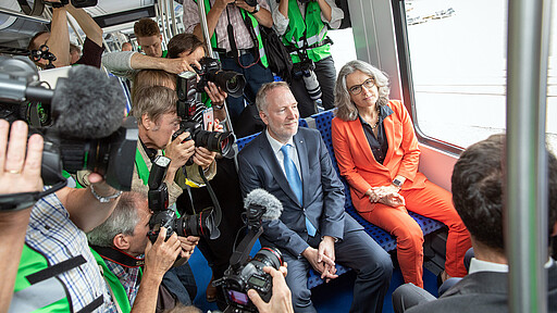 Viel Andrang zum Pressetermin neue S-Bahn Viel Andrang zum Pressetermin neue S-Bahn