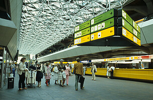 Der Boulevard Tegel im Jahr 1979 lässt sich auch heute noch gut wieder erkennen.