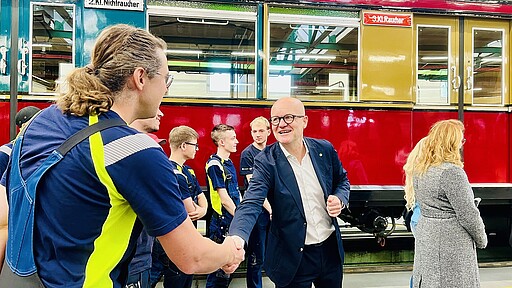 100 Jahre Werk Oranienburg S-Bahnchef Heiko Büttner gratuliert | © Foto: Kathrin Fiehn - frei für journalistische Zwecke