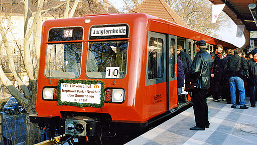 Eröffnung S-Bahnring/S-Bahnstrecke Treptower Park—Neukölln (Tp—Nkn) am 18.12.1997