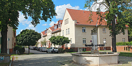 
    
        Station 7 ist das hübsche Rathenauviertel.
    
