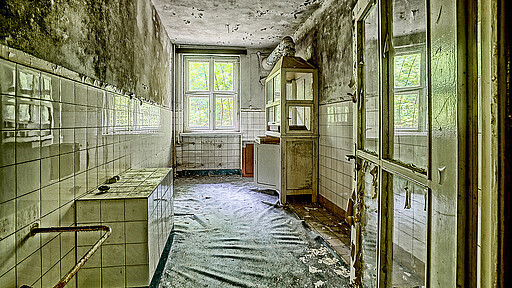 Die Krankenstation in der ehemaligen Militärstadt Wünsdorf ist dem Verfall preisgegeben.