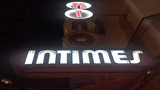 Kino Intimes Leuchtreklame des Traditionskinos Intimes