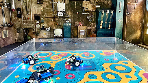 Im „Climascape Room" des Vereins „SPIELEHREI" lernen Schüler:innen mehr zum Thema Klimagerechtigkeit und demokratische Teilhabe.