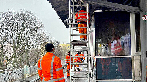 Provisorische Reparaturen laufen – Grundsanierung bis Frühjahr 2026 geplant.