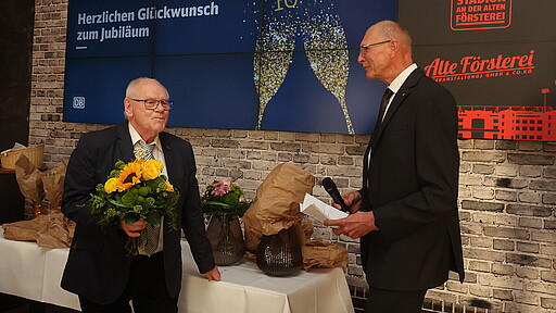 Harald Meißner (links) bei der Jubilarfeier der S-Bahn Berlin.