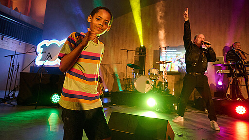 Großartig war's! Kult-Rapper Romano war der Star des Abends am BeachMitte.