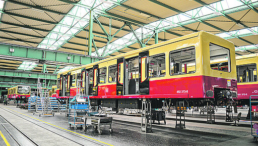 Langlebigkeit Lackiererei - Endprodukt Das Hochglanz-Ergebnis: ein runderneuertes Außendesign