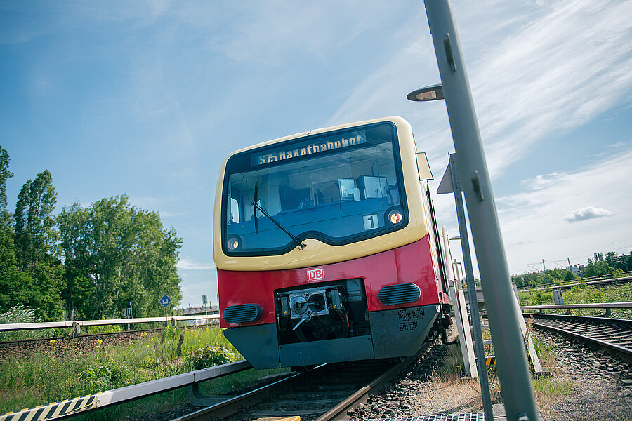 S-Bahn auf S15 S-Bahn auf S15