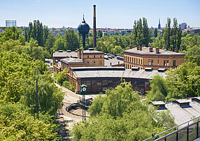 Eine Oase in der Großstadt: Der weitläufige Museumspark des Deutschen Technikmuseums lädt zum Entspannen ein.