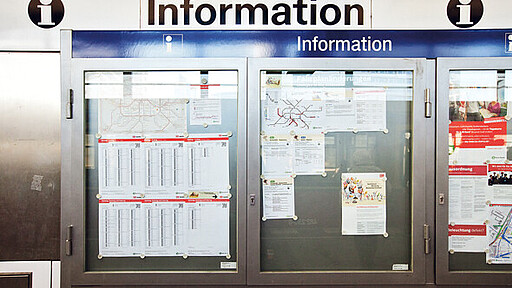 In den Infokästen finden Sie Informationen zu Fahrplänen und Baumaßnahmen