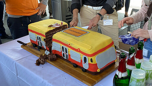 Zugtaufe "Stahnsdorf" Angeschnittener Kuchen