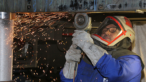 Projekt Langlebigkeit Rostentfernung am Unterboden
