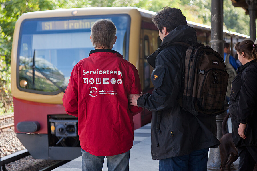 VBB Begleitservice am Bahnsteig