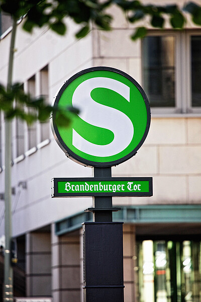 S-Bahnsignet S-Bahnsignet Brandenburger Tor