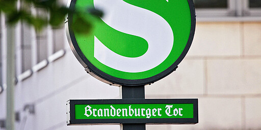 S-Bahnsignet S-Bahnsignet Brandenburger Tor