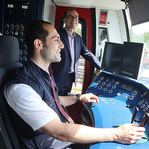 Unterwegs auf Lieblingskurs Mohammad Omidi fährt am liebsten auf den Linien S25 und S7.