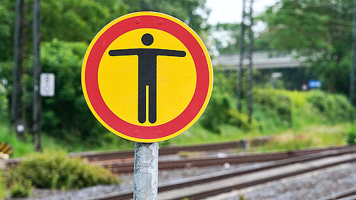 "Betreten verboten" - diesem Schild ist unbedingt Folge zu leisten, es besteht ansonsten Lebensgefahr.