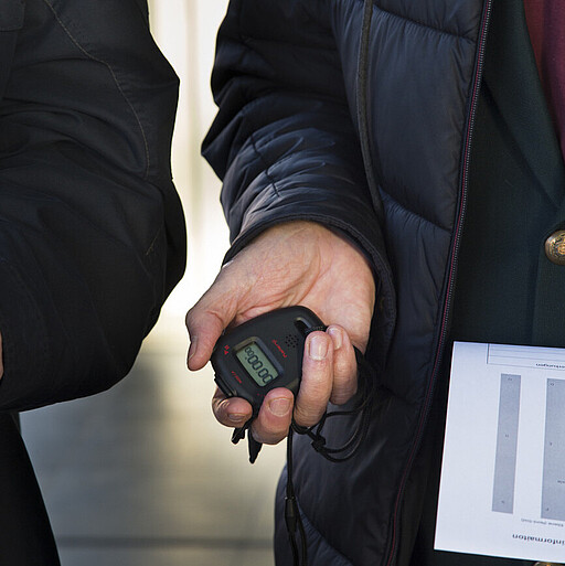 Stoppuhr am Ostkreuz